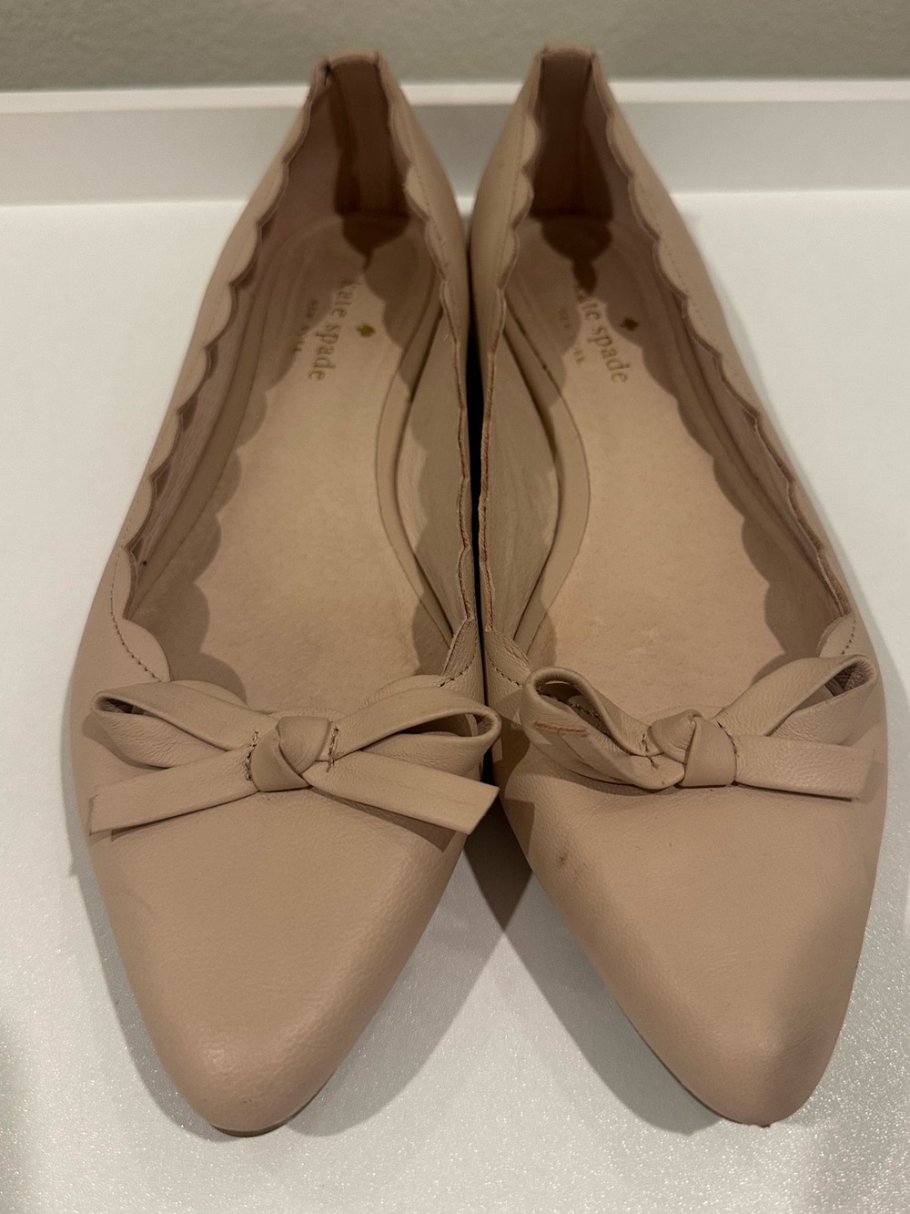 Kate Spade Womens Scalloped Pointed-Toe Ballet Flats - Nude US 7.5